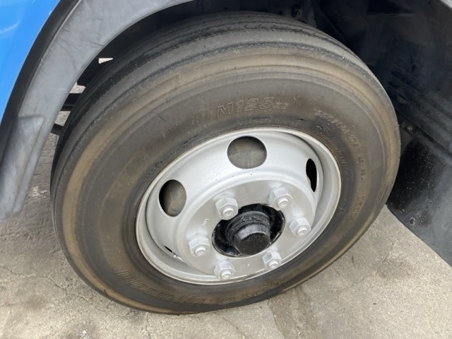 Isuzu FORWARD 2010 8178893-8