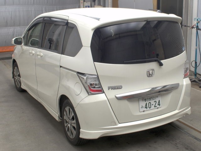 Honda FREED 2012 8176639-1