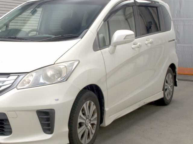Honda FREED 2012 8176639-4