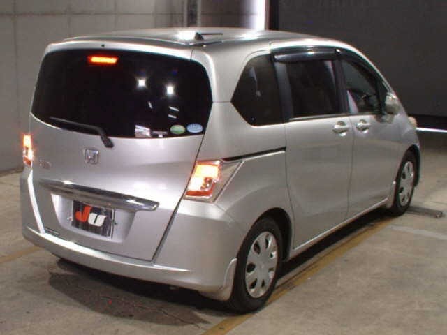 Honda FREED 2013 8176656-5
