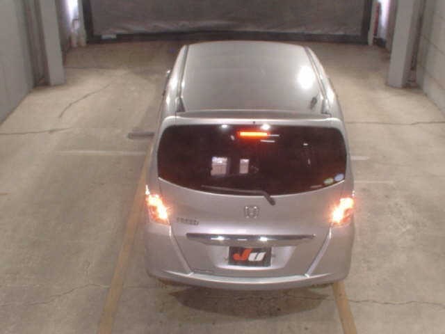 Honda FREED 2013 8176656-6