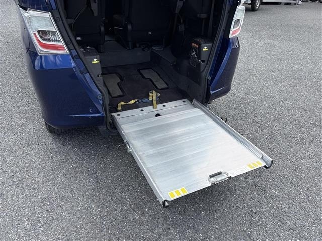 Honda FREED 2013 8176808-18