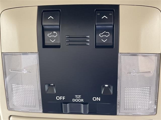 Toyota LAND CRUISER PRADO 2022 8177716-6