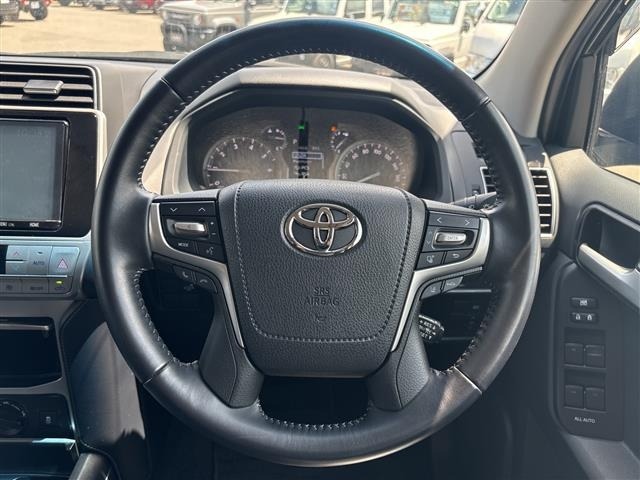 Toyota LAND CRUISER PRADO 2022 8177811-16