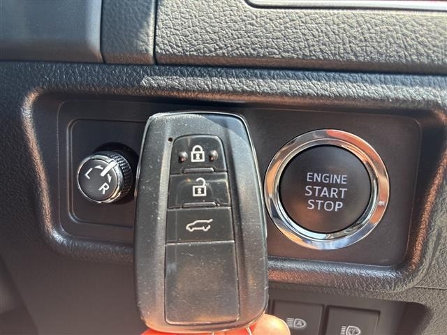 Toyota LAND CRUISER PRADO 2022 8177811-21