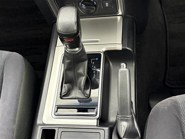 Toyota LAND CRUISER PRADO 2019 8177816-23