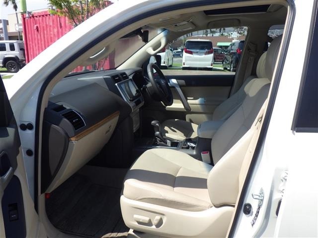 Toyota LAND CRUISER PRADO 2023 8177824-2