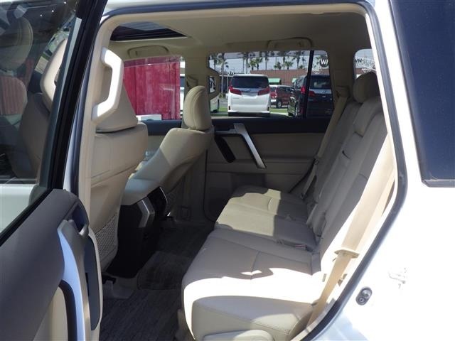 Toyota LAND CRUISER PRADO 2023 8177824-4
