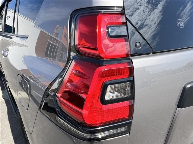Toyota LAND CRUISER PRADO 2023 8177829-17