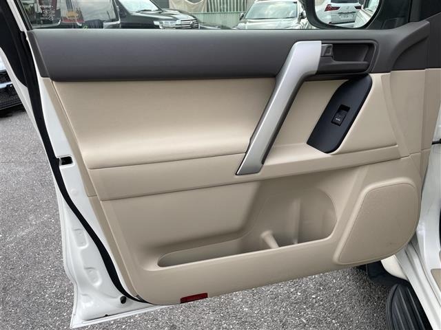Toyota LAND CRUISER PRADO 2018 8177846-20