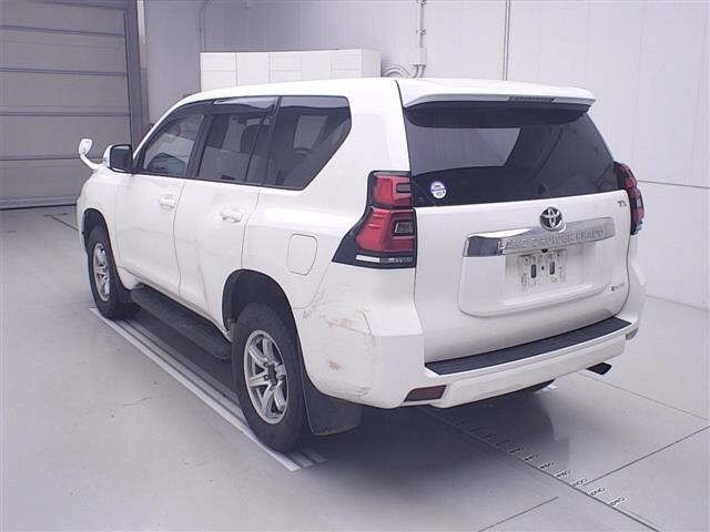 Toyota LAND CRUISER PRADO 2021 8177883-1