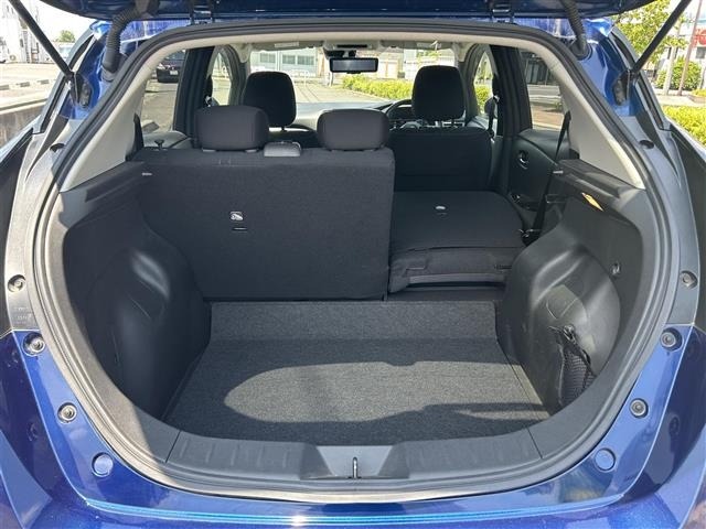 Nissan LEAF 2021 8178214-2
