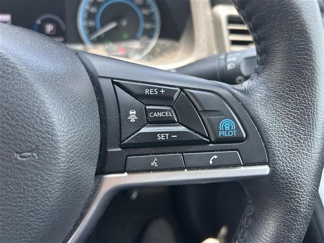 Nissan LEAF 2021 8178214-5