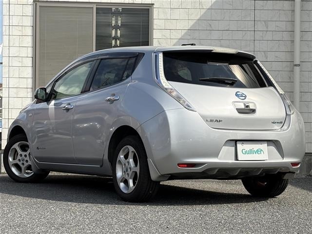 Nissan LEAF 2012 8178216-13