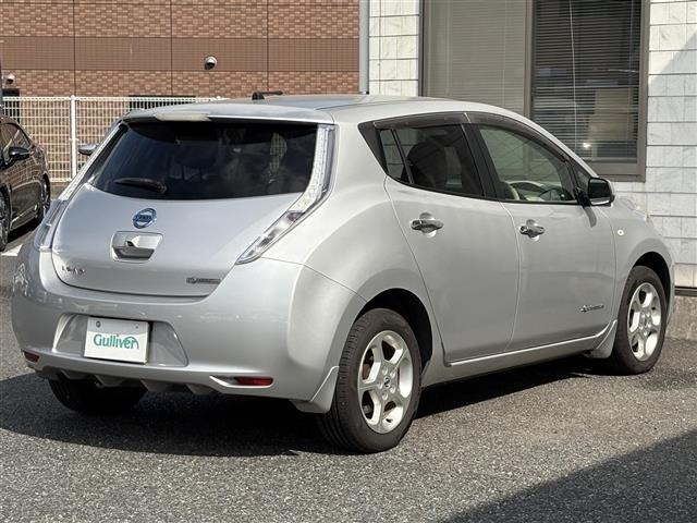 Nissan LEAF 2012 8178216-2