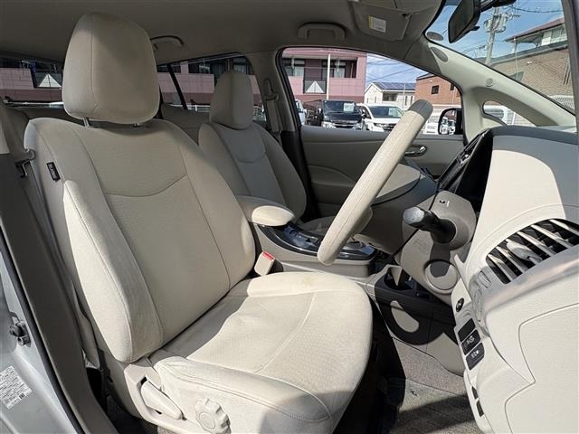 Nissan LEAF 2012 8178216-7