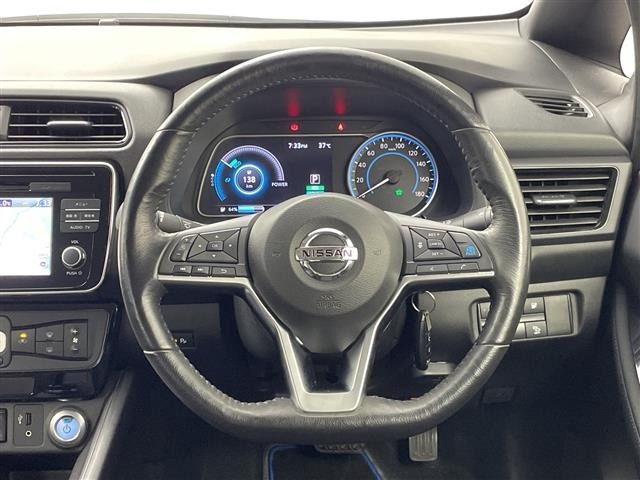 Nissan LEAF 2017 8178217-11