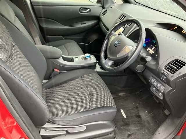 Nissan LEAF 2013 8178232-7