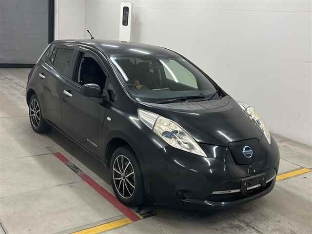 Nissan LEAF 2015 8178233-0