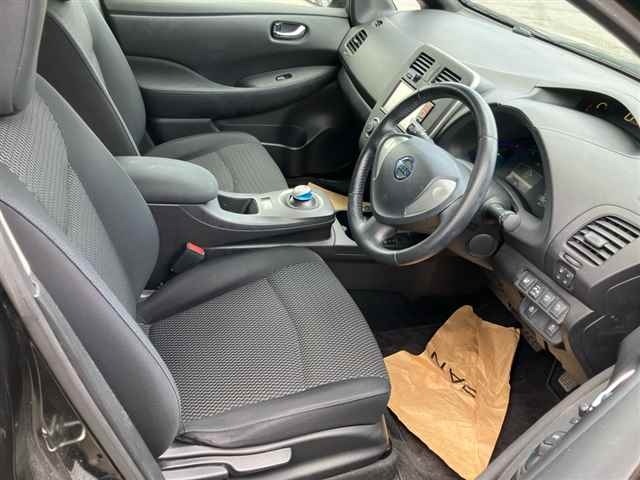 Nissan LEAF 2015 8178233-7