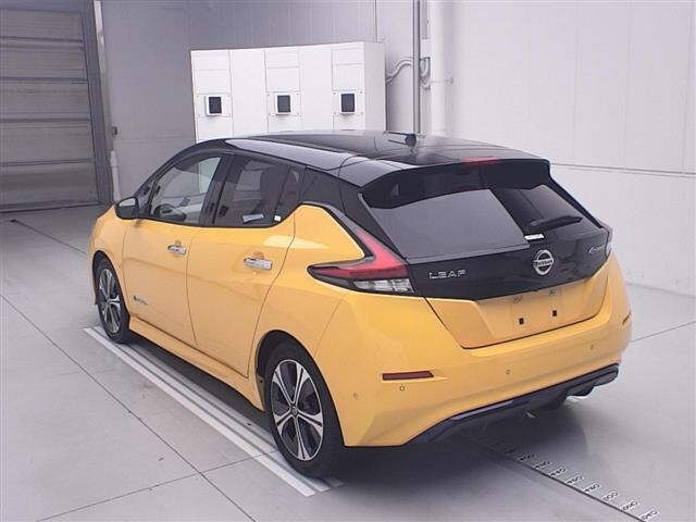 Nissan LEAF 2019 8178284-1