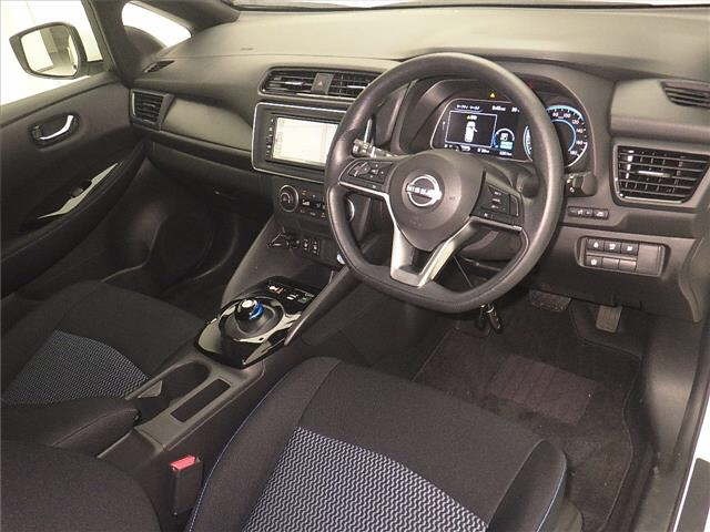 Nissan LEAF 2022 8178285-3