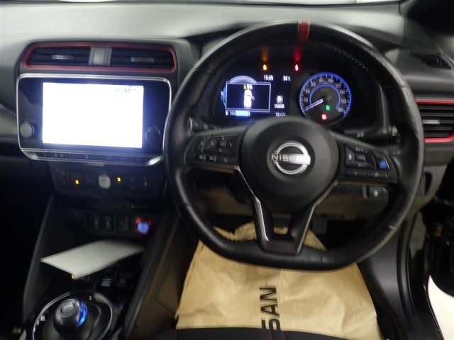 Nissan LEAF 2022 8178298-5