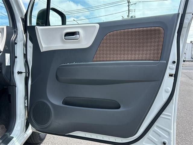 Nissan MOCO 2013 8175460-6