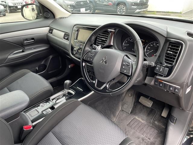 Mitsubishi OUTLANDER 2018 8178757-11
