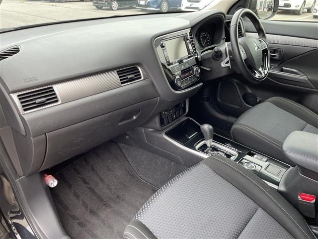 Mitsubishi OUTLANDER 2018 8178757-12