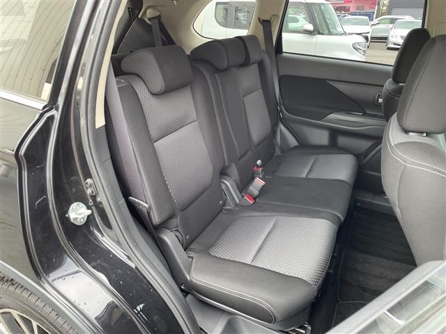 Mitsubishi OUTLANDER 2018 8178757-6