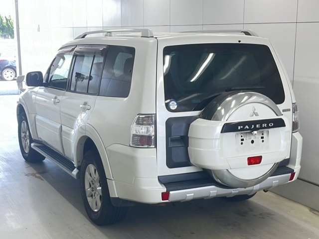 Mitsubishi PAJERO 2011 8176942-1