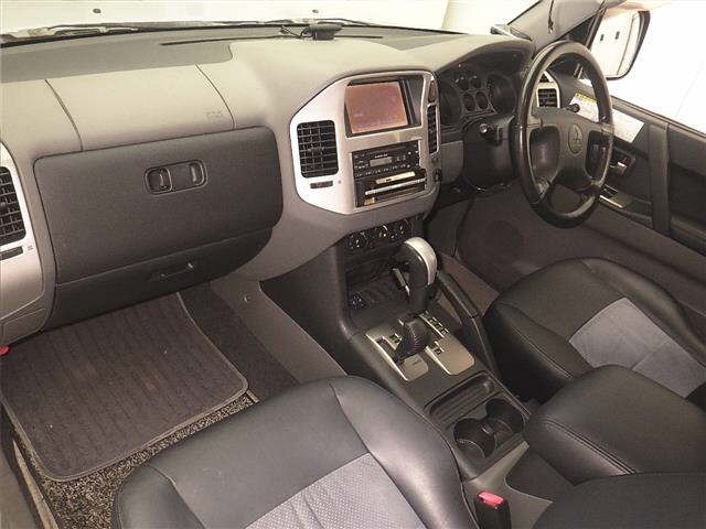 Mitsubishi PAJERO 2005 8176946-4