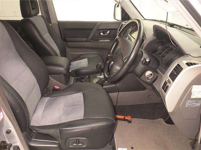 Mitsubishi PAJERO 2005 8176946-5