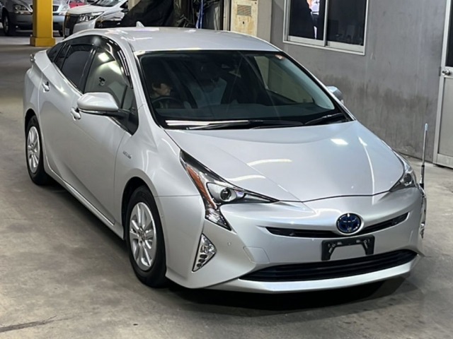 Toyota PRIUS 2017 8175700-4