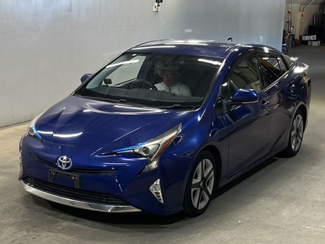 Toyota PRIUS 2016 8175710-0