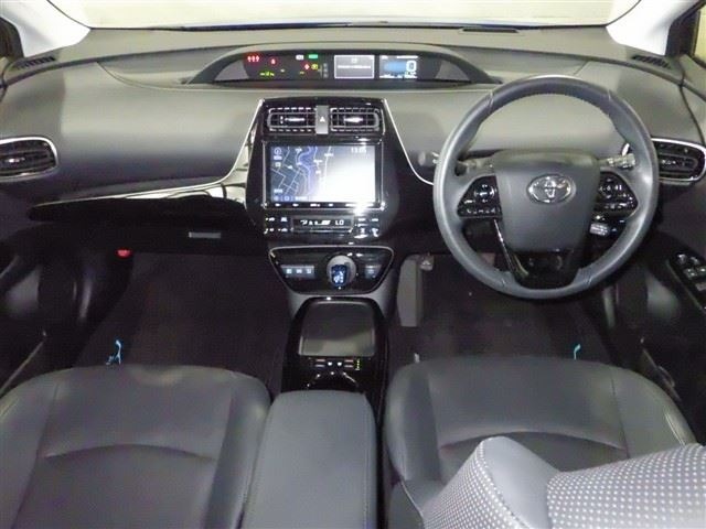 Toyota PRIUS 2022 8175711-3