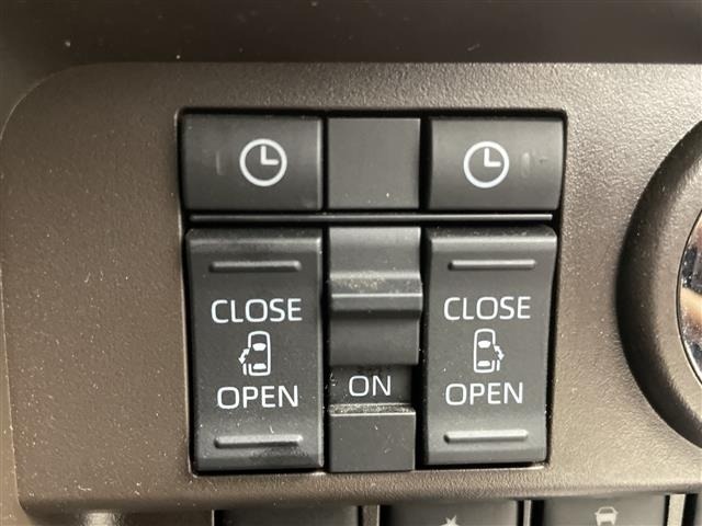 Toyota ROOMY 2023 8176322-8
