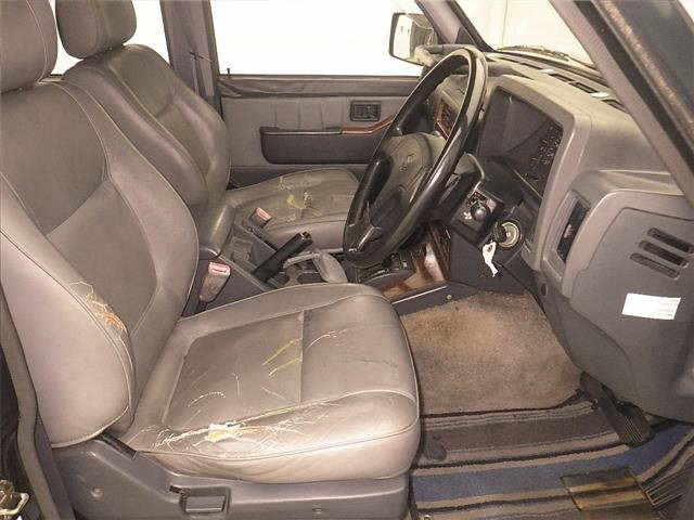 Nissan SAFARI 1994 8176288-5