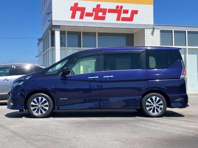 Nissan SERENA 2016 8177822-23
