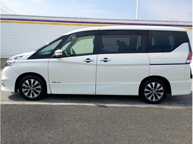 Nissan SERENA 2017 8177825-39