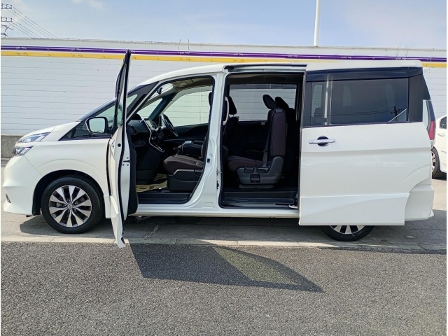 Nissan SERENA 2017 8177825-41