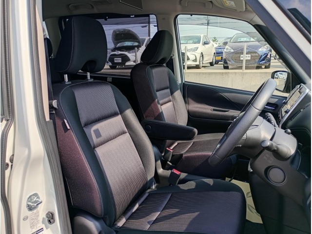 Nissan SERENA 2017 8177825-9