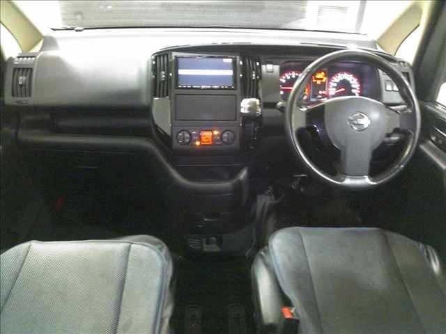 Nissan SERENA 2009 8177856-5