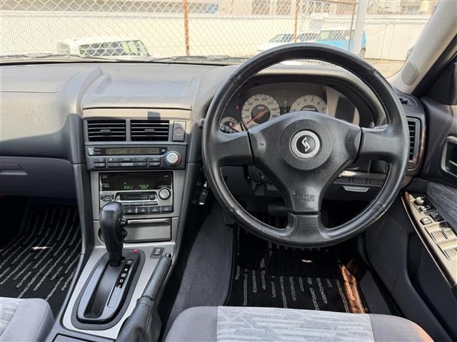 Nissan SKYLINE 2000 8175950-14