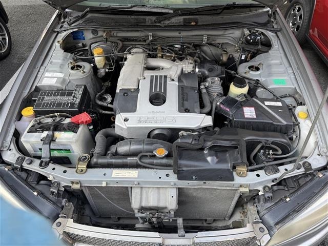 Nissan SKYLINE 2000 8175950-19
