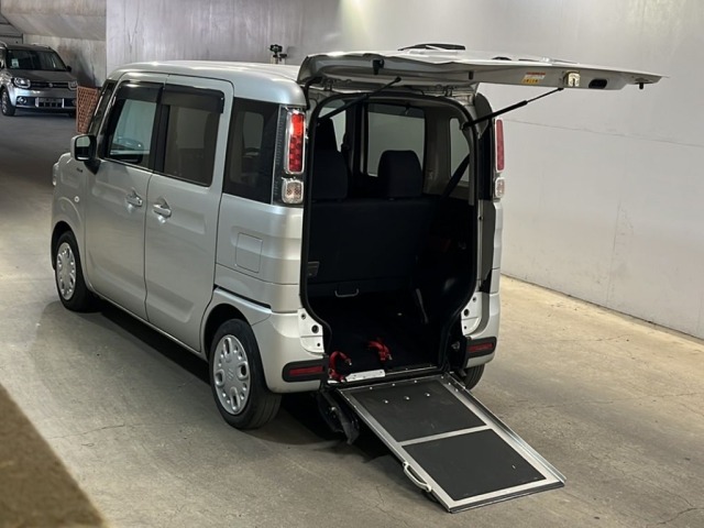 Suzuki SPACIA 2019 8178288-1