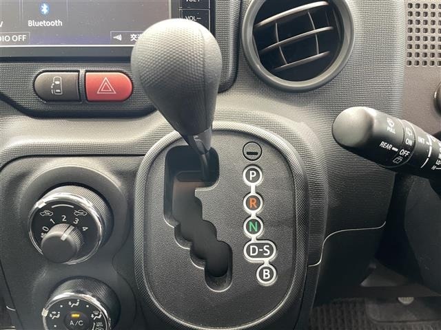 Toyota SPADE 2015 8177140-22