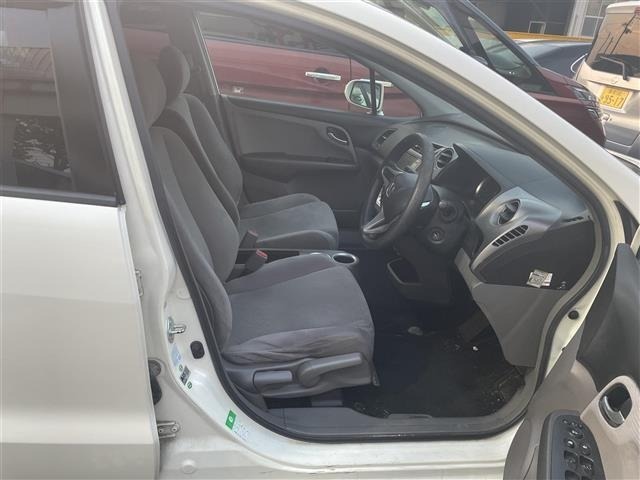 Honda STREAM 2010 8178695-9