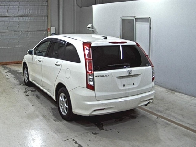 Honda STREAM 2011 8178696-1